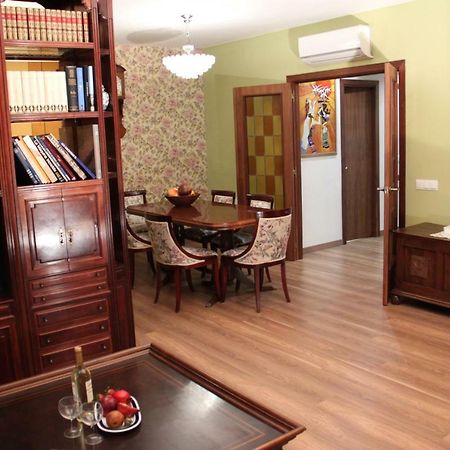 Fantastico Apartamento A 100 M Del Centro Apartment Херона Екстериор снимка