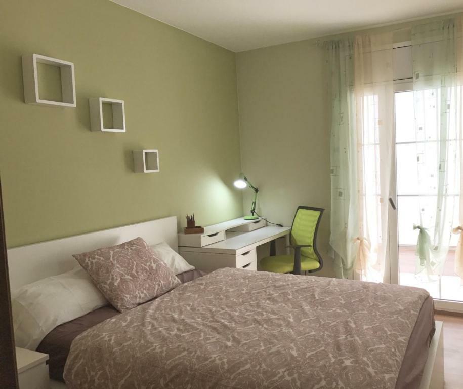 Fantastico Apartamento A 100 M Del Centro Apartment Херона Екстериор снимка