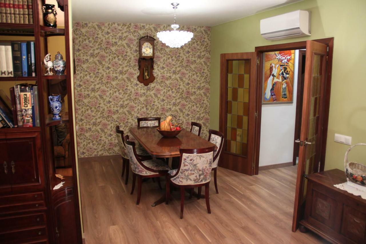 Fantastico Apartamento A 100 M Del Centro Apartment Херона Екстериор снимка
